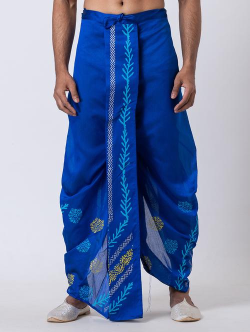men printed mid rise draped dhoti - 22016521 - Very Small Image - 1