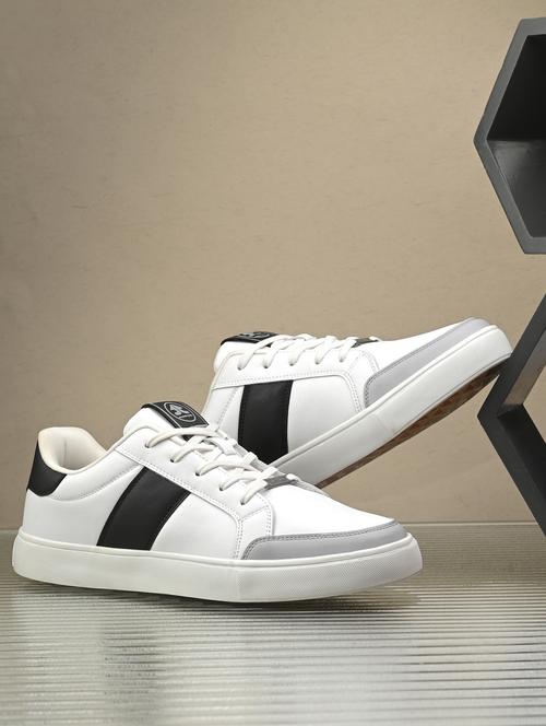 men white lace up sneaker - 22020554 - Very Small Image - 1