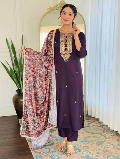 women embroidered three quarter sleeve kurta pant with dupatta set - 22024876 - Very Small Image - 1