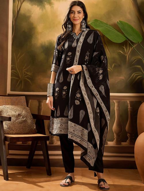 women printed three quarter sleeve kurta pant with dupatta set - 22026277 - Very Small Image - 1