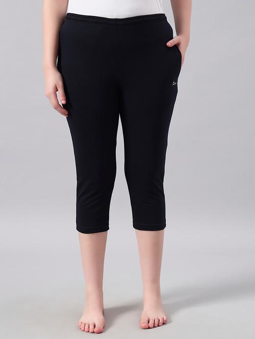 women printed mid rise capri - 22026583 - Very Small Image - 1