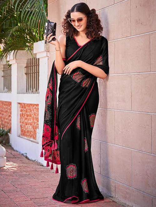 women self design embellished saree with blouse - 22031005 - Very Small Image - 1