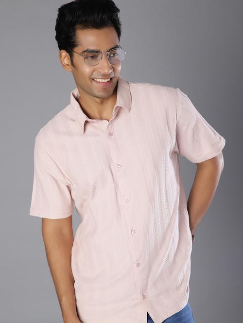 Men Self Design Short Sleeve Regular Fit Casual Shirt - 22031513 - Very Small Image - 1