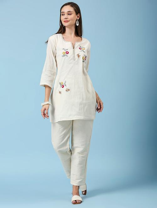 women embroidered three quarter sleeve ethnic top - 22035245 - Very Small Image - 1