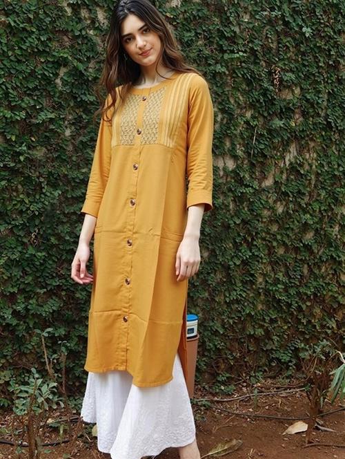 women solid three quarter sleeve straight kurta - 22035270 - Very Small Image - 1