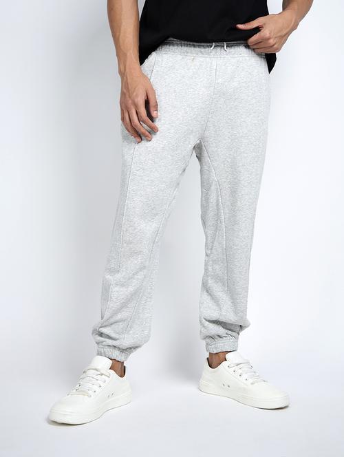 men solid mid rise relaxed fit jogger - 22038012 - Very Small Image - 1