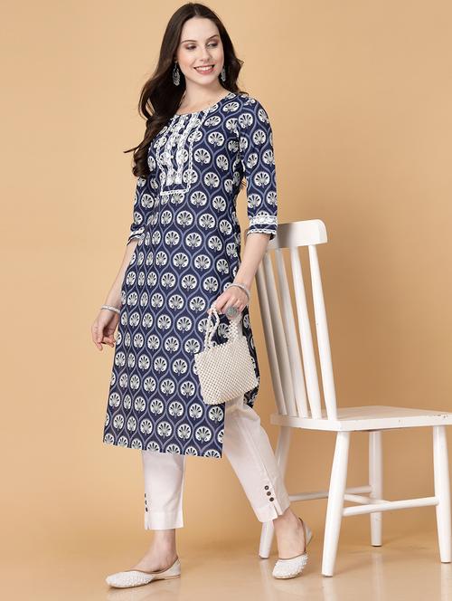 Women Printed Three Quarter Sleeve Straight Kurti - 22040904 - Very Small Image - 1