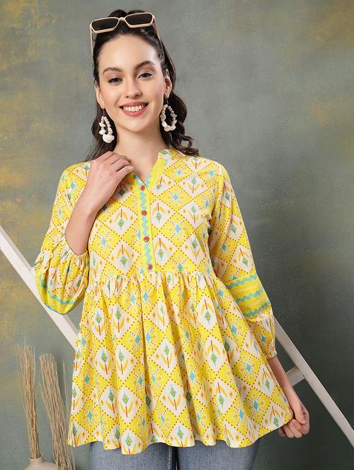 women printed three quarter sleeve flared kurti - 22041004 - Very Small Image - 1