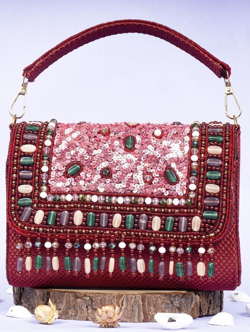 women embellished clutche - 22041194 - Very Small Image - 1