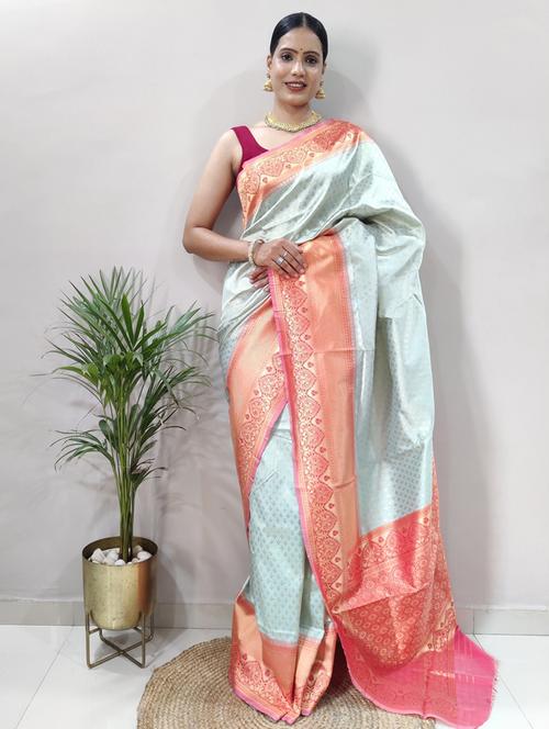women self design banarasi saree with blouse - 22041572 - Very Small Image - 1