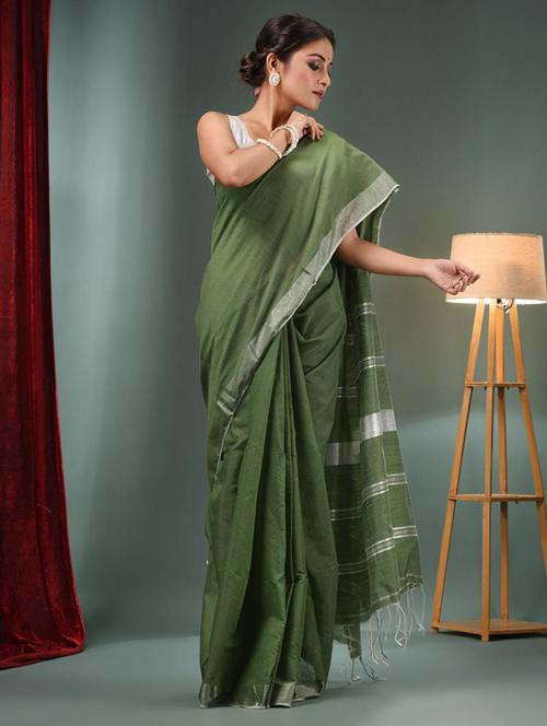 women solid handloom saree with blouse - 22043100 - Very Small Image - 1