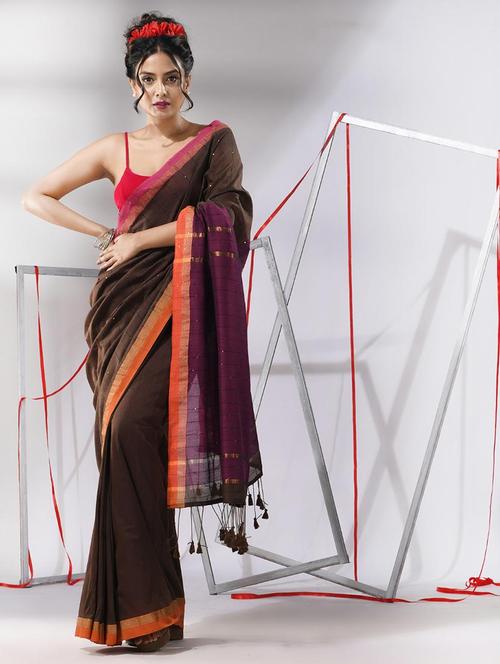 women brown handloom saree with blouse - 22043253 - Very Small Image - 1