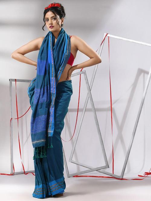 women teal handloom saree with blouse - 22043318 - Very Small Image - 1