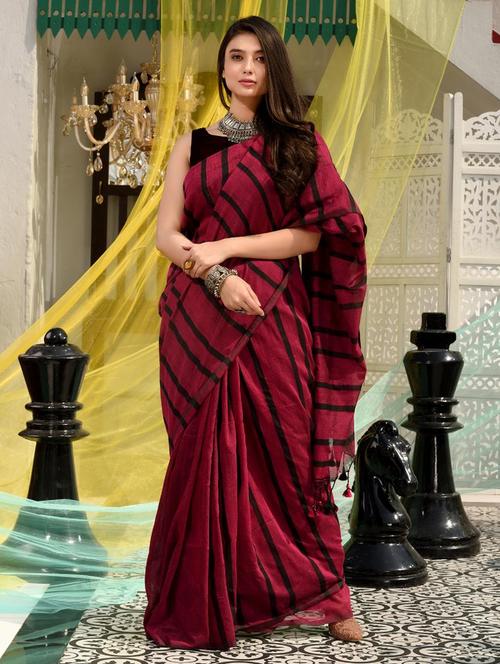 women striped handloom saree with blouse - 22044121 - Very Small Image - 1