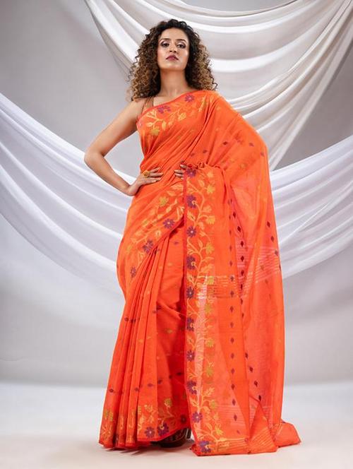 women self design handloom saree with blouse - 22046232 - Very Small Image - 1