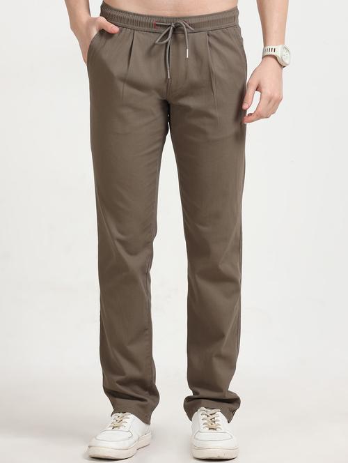 men solid mid rise straight fit chinos  - 22052381 - Very Small Image - 1