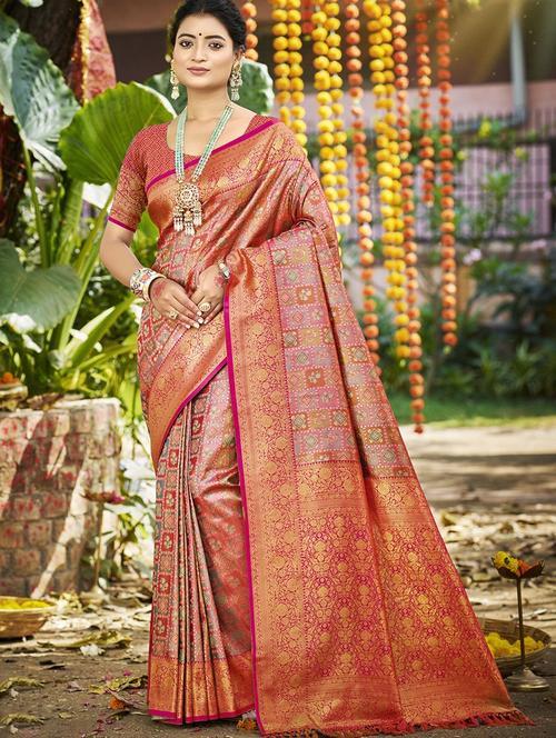 women self design bordered saree with blouse - 22053697 - Very Small Image - 1