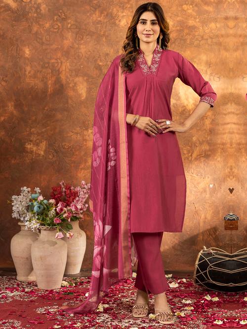 Women Embroidered Three Quarter Sleeve Kurta Pant With Dupatta Set - 22053741 - Very Small Image - 1