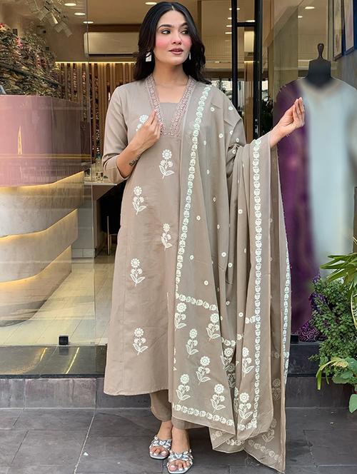 women embroidered three quarter sleeve kurta pant with dupatta set - 22053813 - Very Small Image - 1