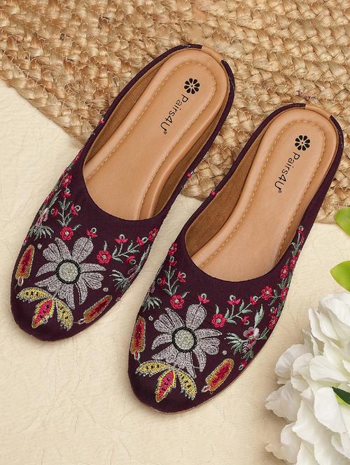 women embroidered slip on juti - 22053840 - Very Small Image - 1