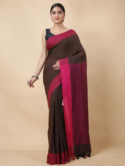 maroon cotton blend handloom saree - 22055455 - Very Small Image - 1