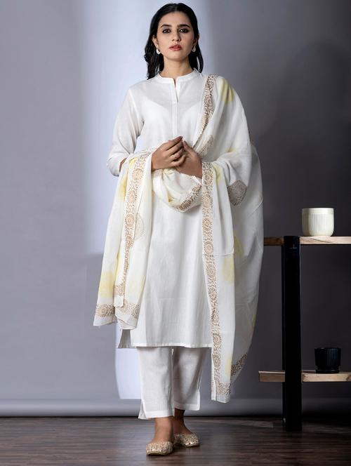 women three quarter sleeve kurta and pant with dupatta  - 22058246 - Very Small Image - 1