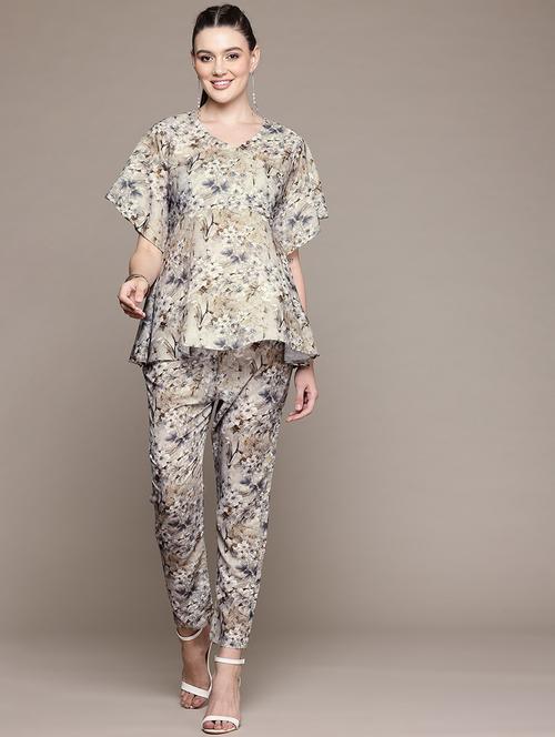 women floral print top and trouser co-ord set - 22058566 - Very Small Image - 1