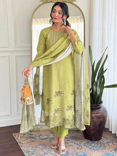 women three quarter sleeve kurta pant with dupatta set - 22060208 - Very Small Image - 1