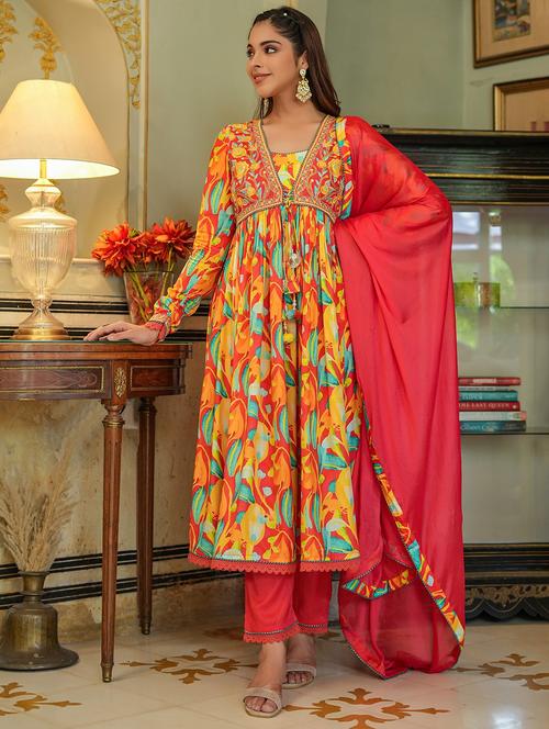 women three quarter sleeve kurta pant with dupatta set - 22061473 - Very Small Image - 1