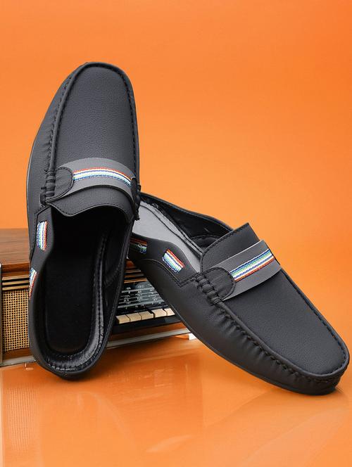 men solid slip on loafer - 22067566 - Very Small Image - 1