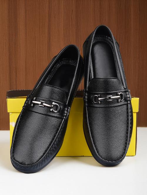 men slip on horsebit loafer - 22067575 - Very Small Image - 1
