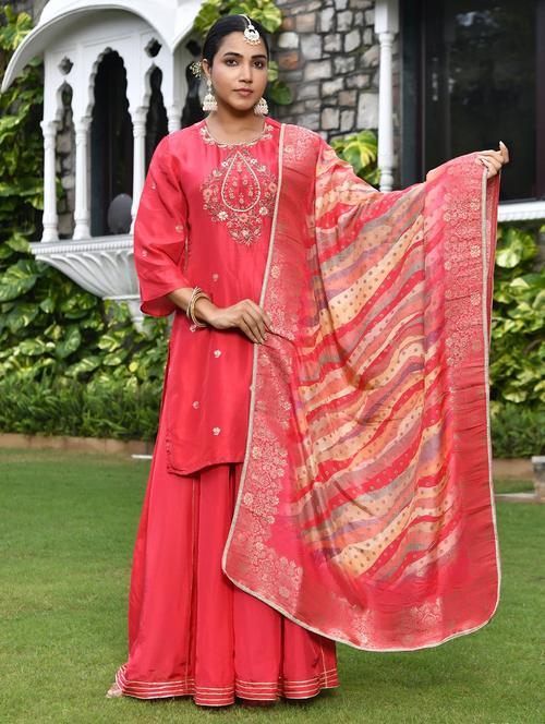 women three quarter sleeve kurta pant with dupatta set - 22068533 - Very Small Image - 1