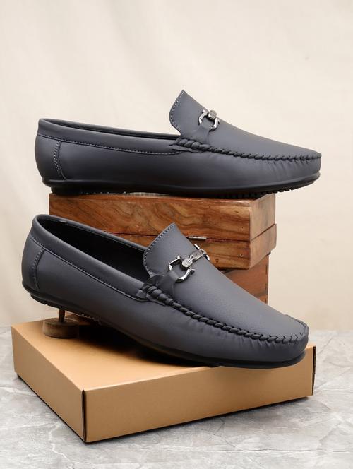 men grey slip on loafer - 22069154 - Very Small Image - 1
