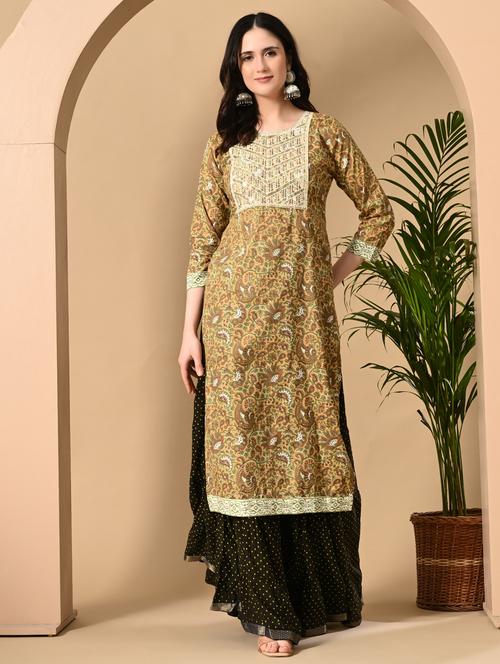 women printed three quarter sleeve straight kurta - 22074595 - Very Small Image - 1