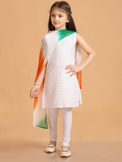 girl kurta and pant with dupatta set - 22076383 - Very Small Image - 1