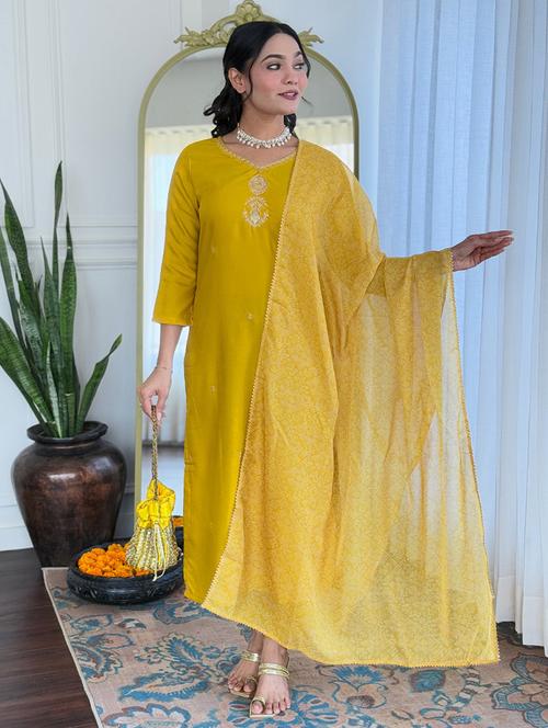 women embroidered three quarter sleeve kurta pant with dupatta set - 22080919 - Very Small Image - 1