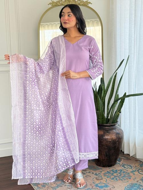 women embroidered three quarter sleeve kurta pant with dupatta set - 22080926 - Very Small Image - 1