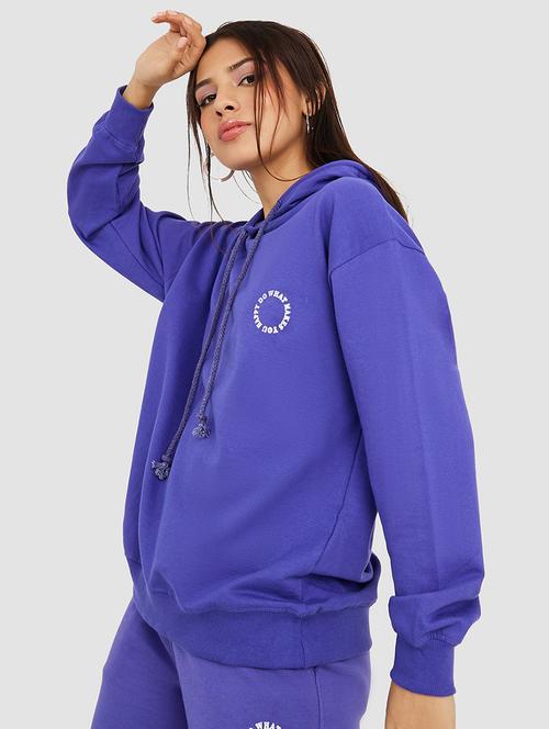 women solid long sleeve hooded sweatshirt - 22083543 - Very Small Image - 1