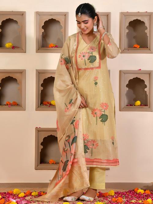 women floral three quarter sleeve kurta pant with dupatta set - 22084000 - Very Small Image - 1