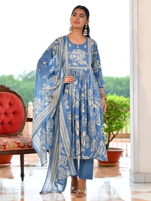 women floral printed three quarter sleeve kurta pant with dupatta set - 22084023 - Very Small Image - 1