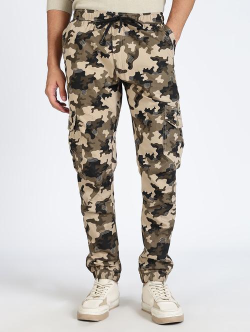 men camouflage mid rise regular fit jogger - 22084824 - Very Small Image - 1