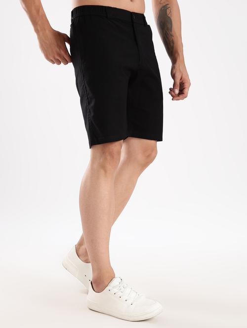 men solid mid rise regular fit shorts - 22084911 - Very Small Image - 1