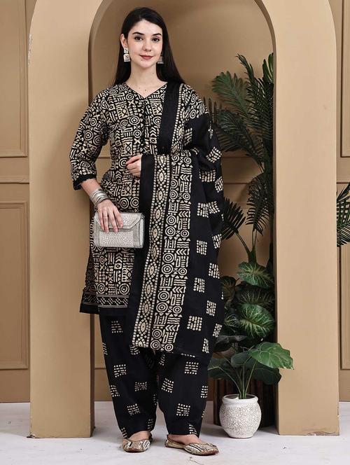 women printed three quarter sleeve kurta salwar with dupatta set - 22105889 - Very Small Image - 1