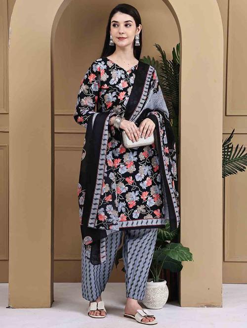 women printed three quarter sleeve kurta salwar with dupatta set - 22105928 - Very Small Image - 1