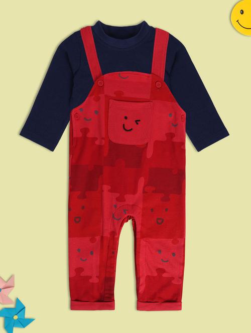 boys printed t-shirt and dungree set - 22107886 - Very Small Image - 1