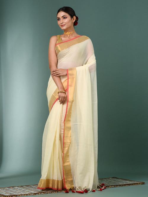 women solid with bordered handloom saree - 22140414 - Very Small Image - 1