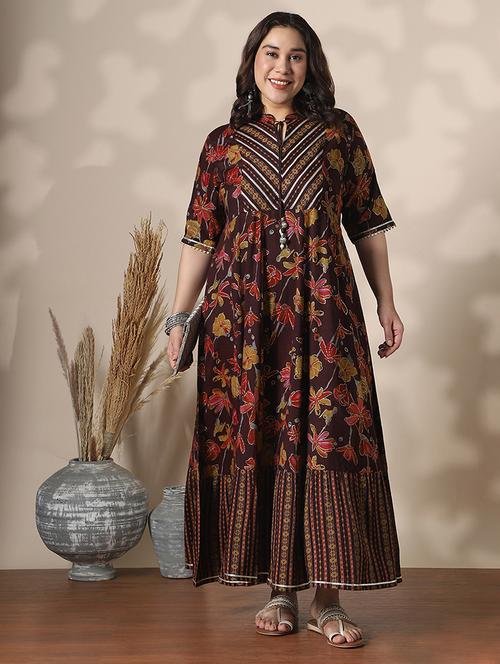 globus gloplus women wine mandarin collar floral foil print gotta patti tie-up detail maxi a-line dress - 22141385 - Very Small Image - 1