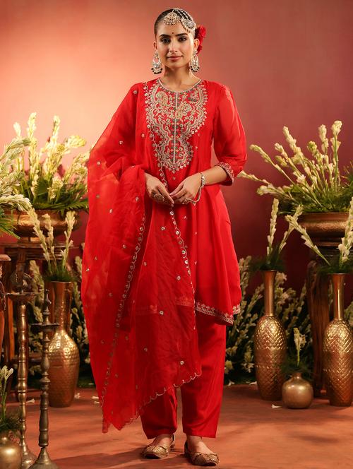 Women Solid With Work Three Quarter Sleeve Kurta Salwar With Dupatta Set - 22142286 - Very Small Image - 1