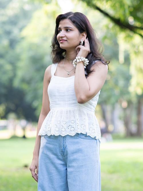 women solid sleeveless schiffli peplum top - 22143980 - Very Small Image - 1