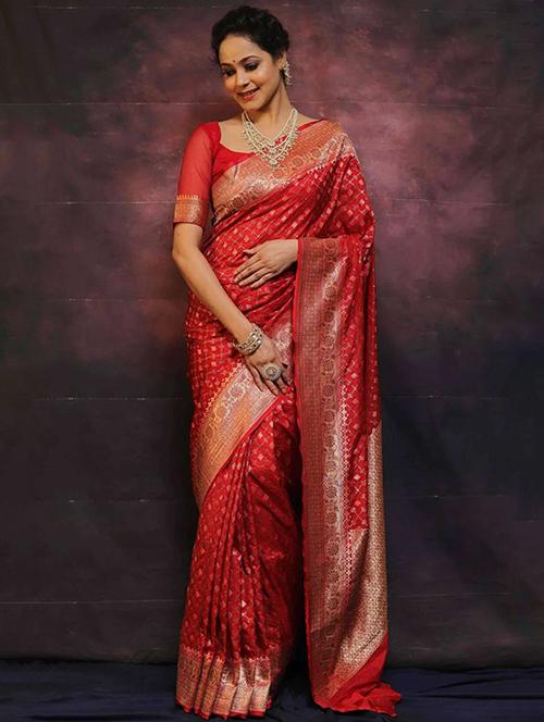 women self design banarasi saree with blouse - 22145285 - Very Small Image - 1